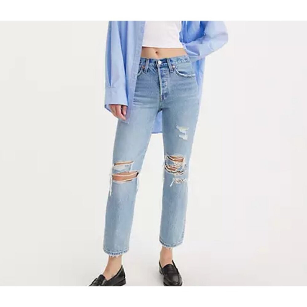 Levi's Light Blue Wedgie Straight Cropped Jeans